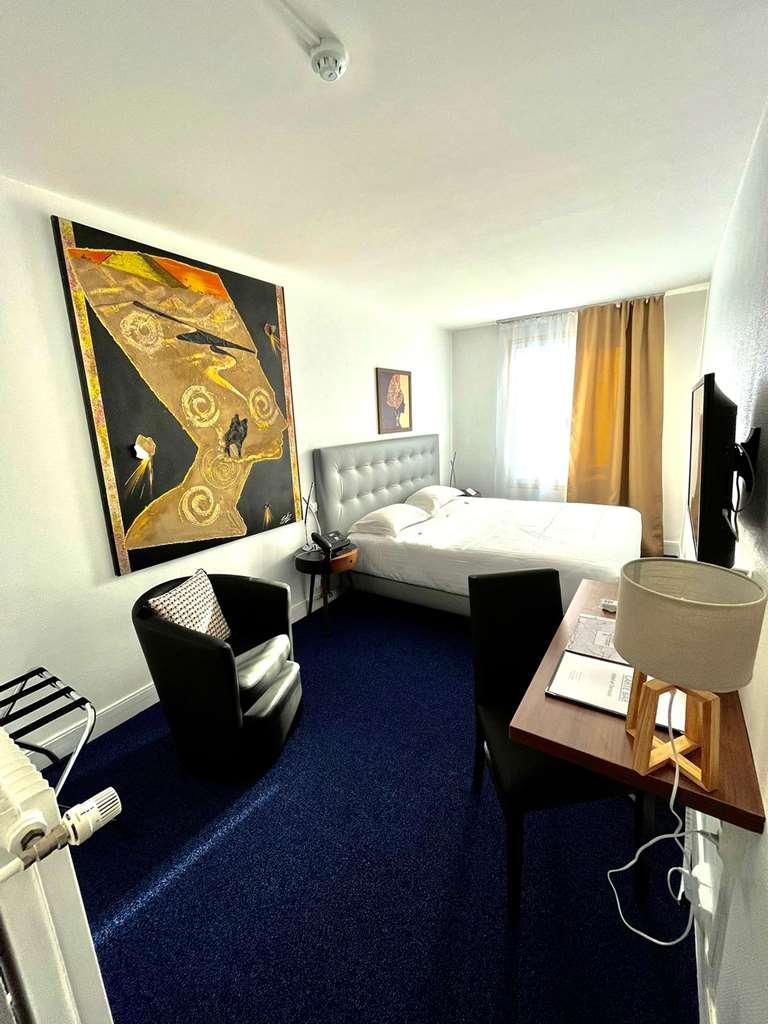 Hotel Le Beffroi Dreux Bilik gambar