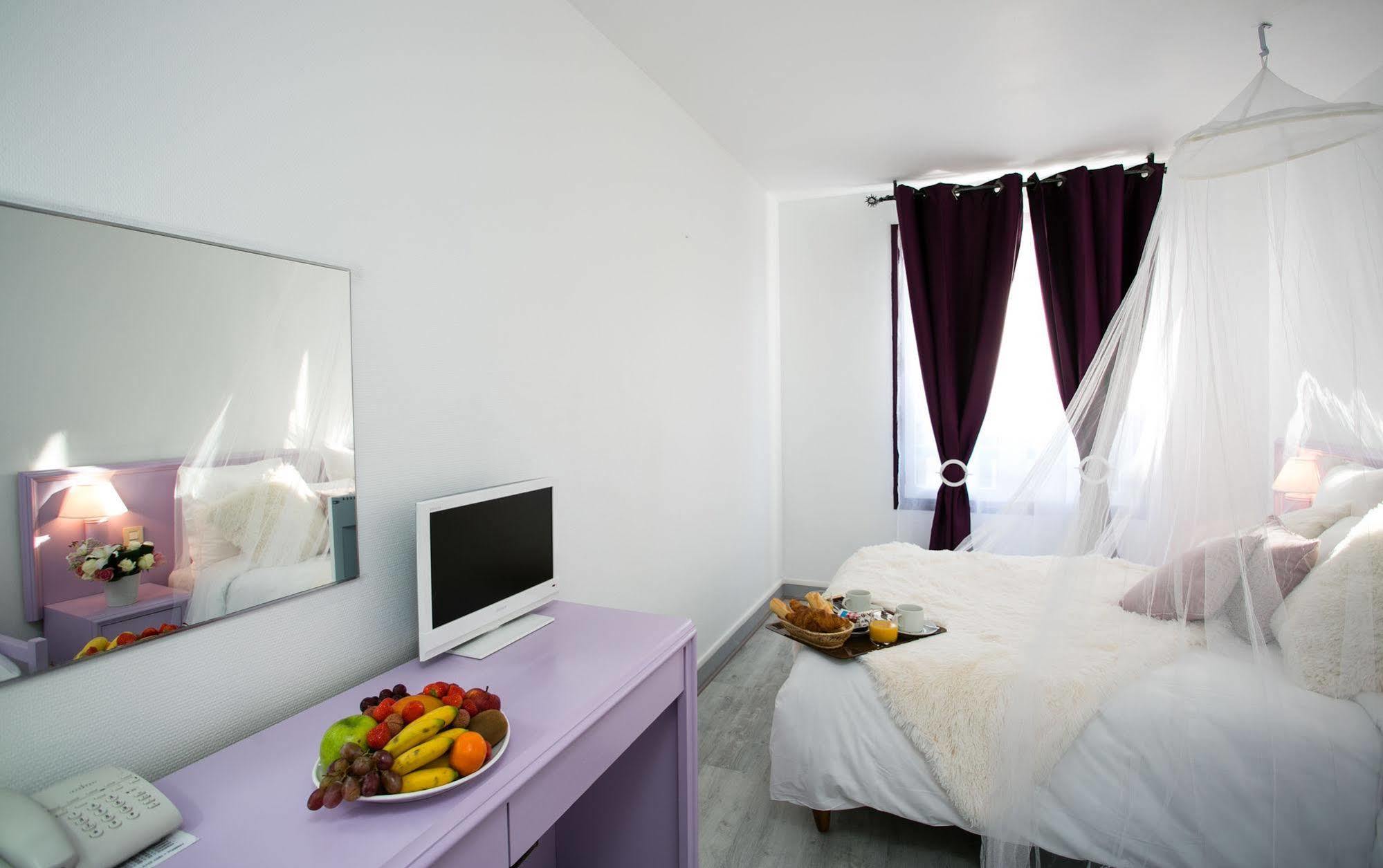 Hotel Le Beffroi Dreux Luaran gambar